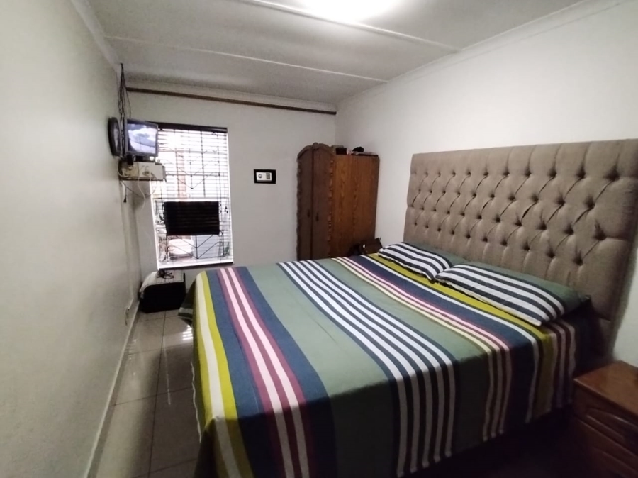 4 Bedroom Property for Sale in Mitchells Plain Central Western Cape